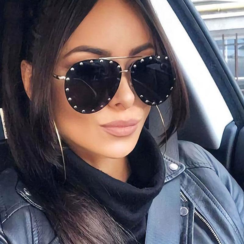 
                  
                    The Statement - Dark - Gorilla Sunnies - Sunglasses & Eyewear USA - AUS
                  
                